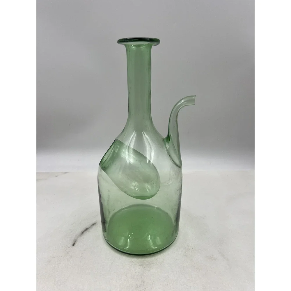 Vintage Green Hand Blown Glass Wine Decanter with Built-in Ice Chamber 11